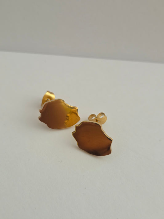 Boucle d'oreille clous de La Réunion